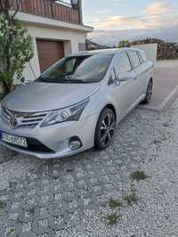 Toyota Avensis  kamera    mały przebieg