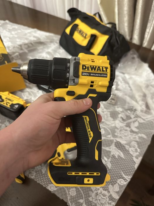 Шуруповерти DeWalt