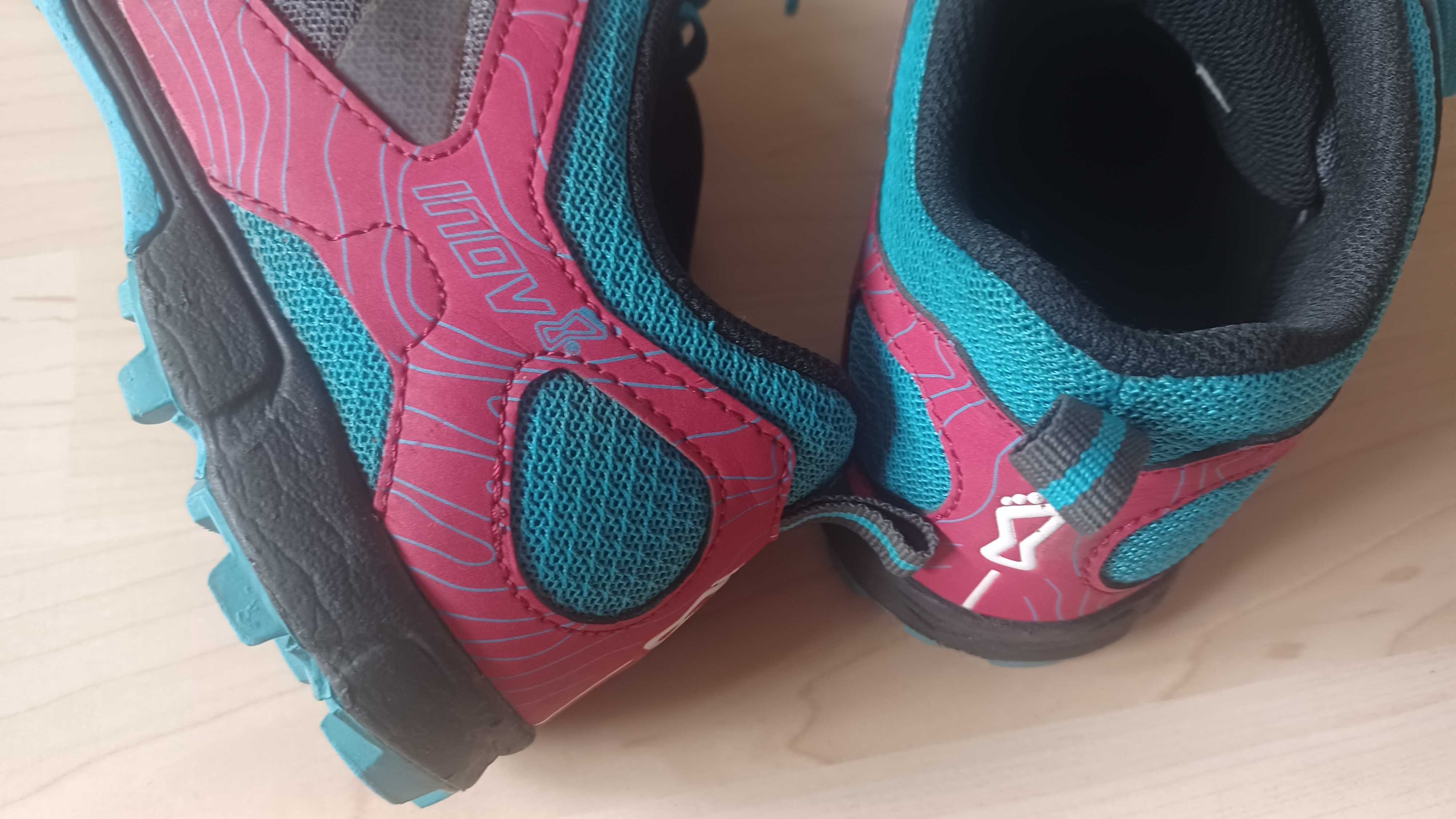 Buty INOV Roclite 295 do biegania 38, 39 Meta-flex, 25 cm