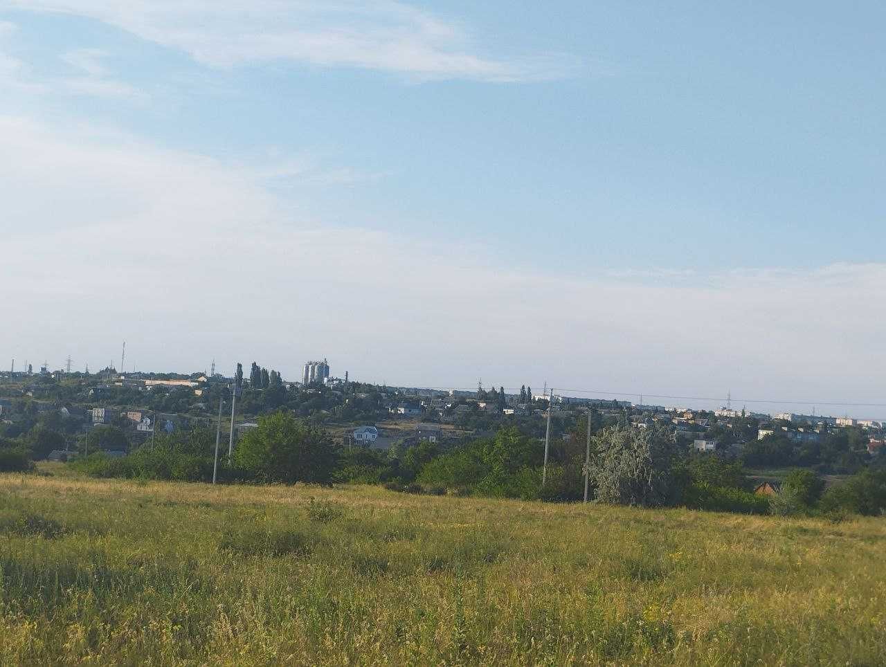 Продам земельні ділянки під забудову