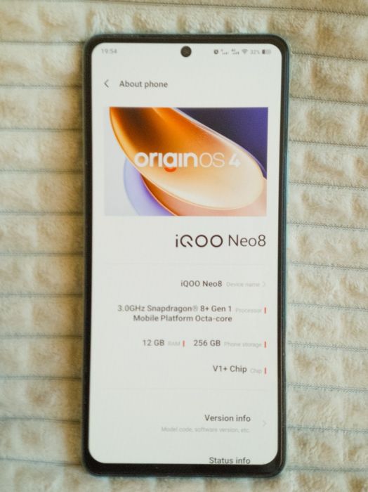 Vivo Iqoo Neo 8 12/256 Snapdragon 8 + Gen 1 смартфон як новий зі склом