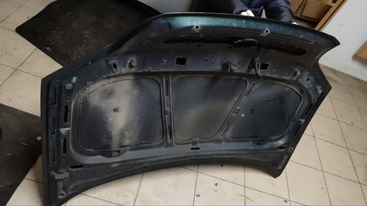 Опель Зафіра А капот Opel Zafira A є весь перед і зад