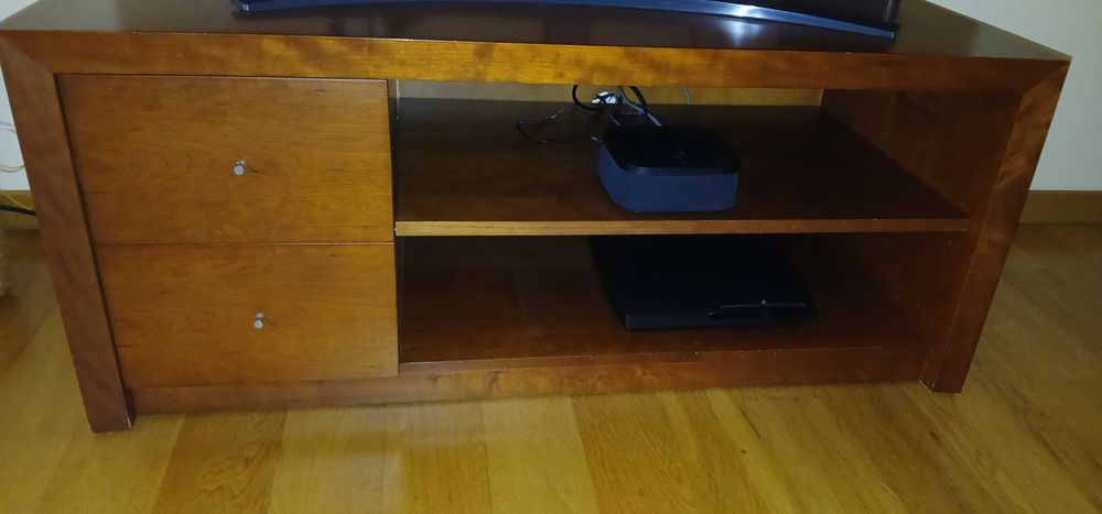 Móvel TV com arrumação