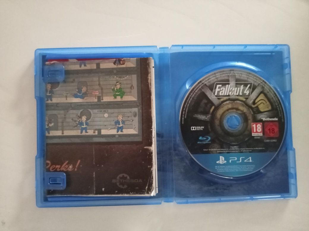 Fallout 4 com poster para ps4