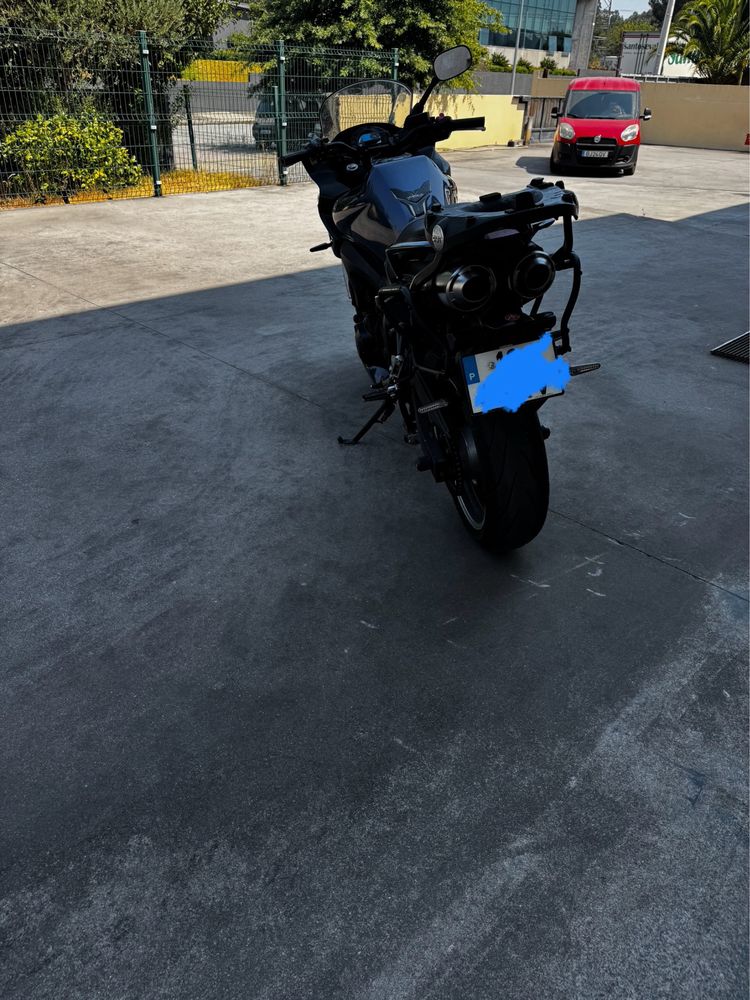 Vendo fz6s em bom estdo