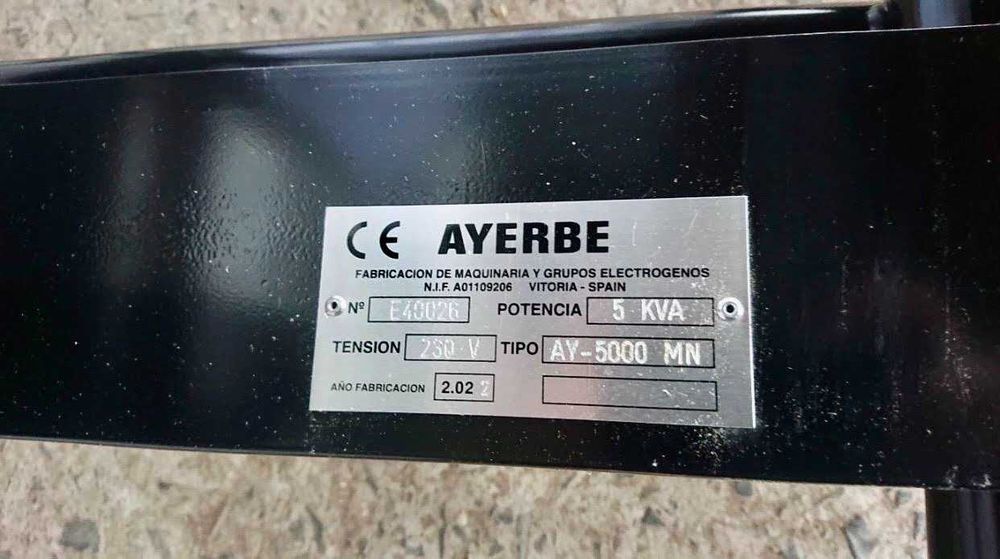 Однофазний бензиновий генератор на 4,2кВт AYERBE 5000 (HONDA GX-270)