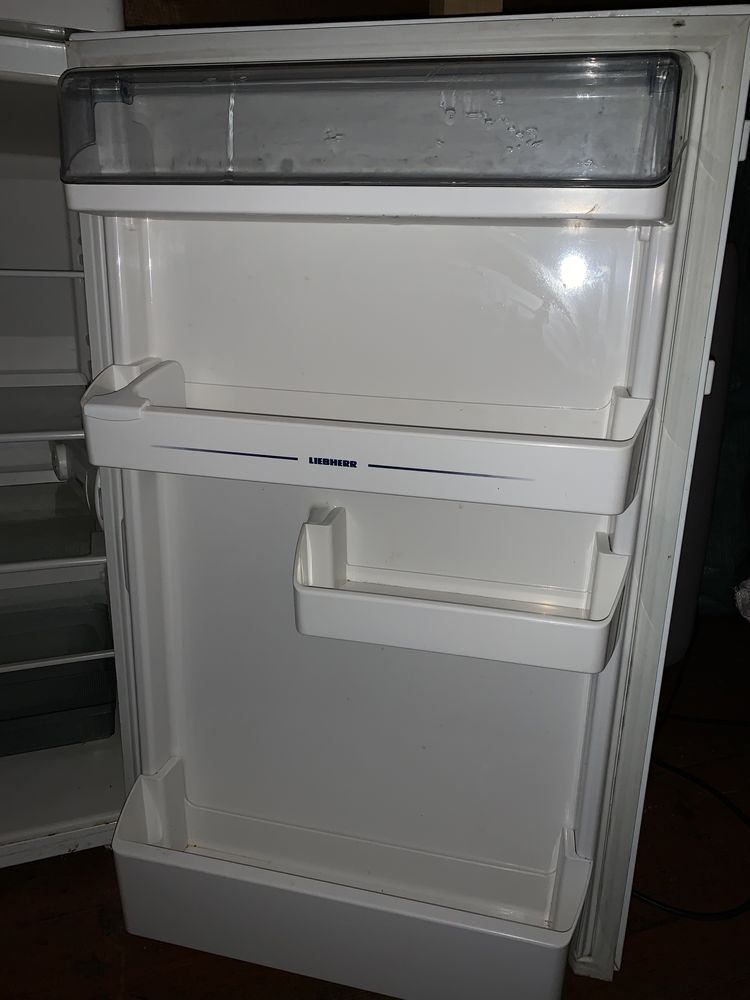 Продається кондиціонер та холодильник