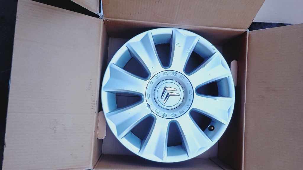 Citroen C4 C3 Picasso felgi aluminiowe 16 4x108 C5