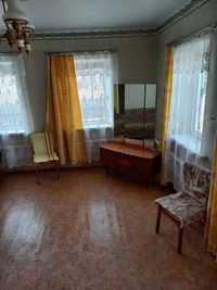Продается дом в Станице Луганской в центре