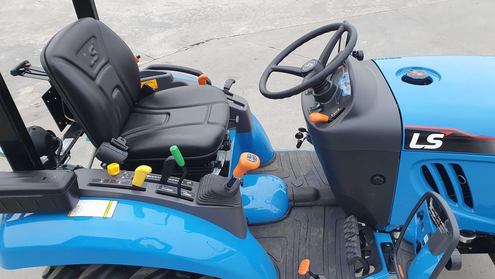 Ciągnik ogrodniczy LS TRACTOR XJ 25 WYPRZEDAŻ !!