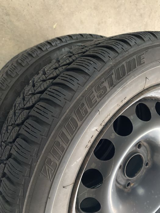 Pneus Semi-Novos 195/60R16