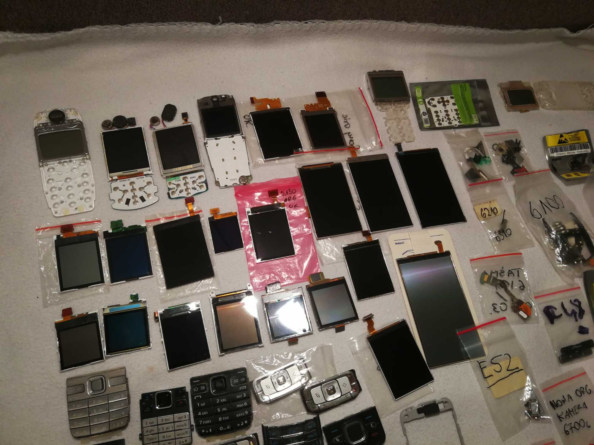 Pakiet części do telefonów komórkowych starszego typu Nokia