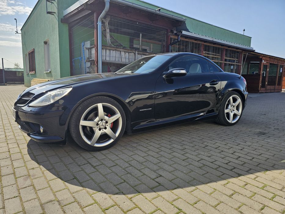 Samochod osobowy mercedes slk amg
