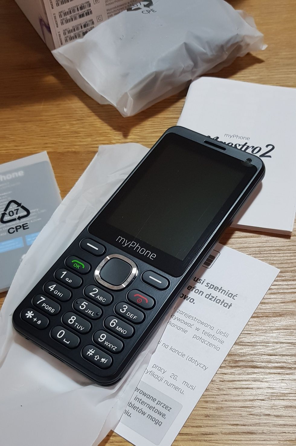 Nowy łatwy w obsłudze czarny telefon myPhone Maestro 2