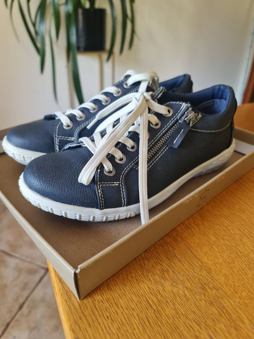 Buty sportowe Puccetti 38