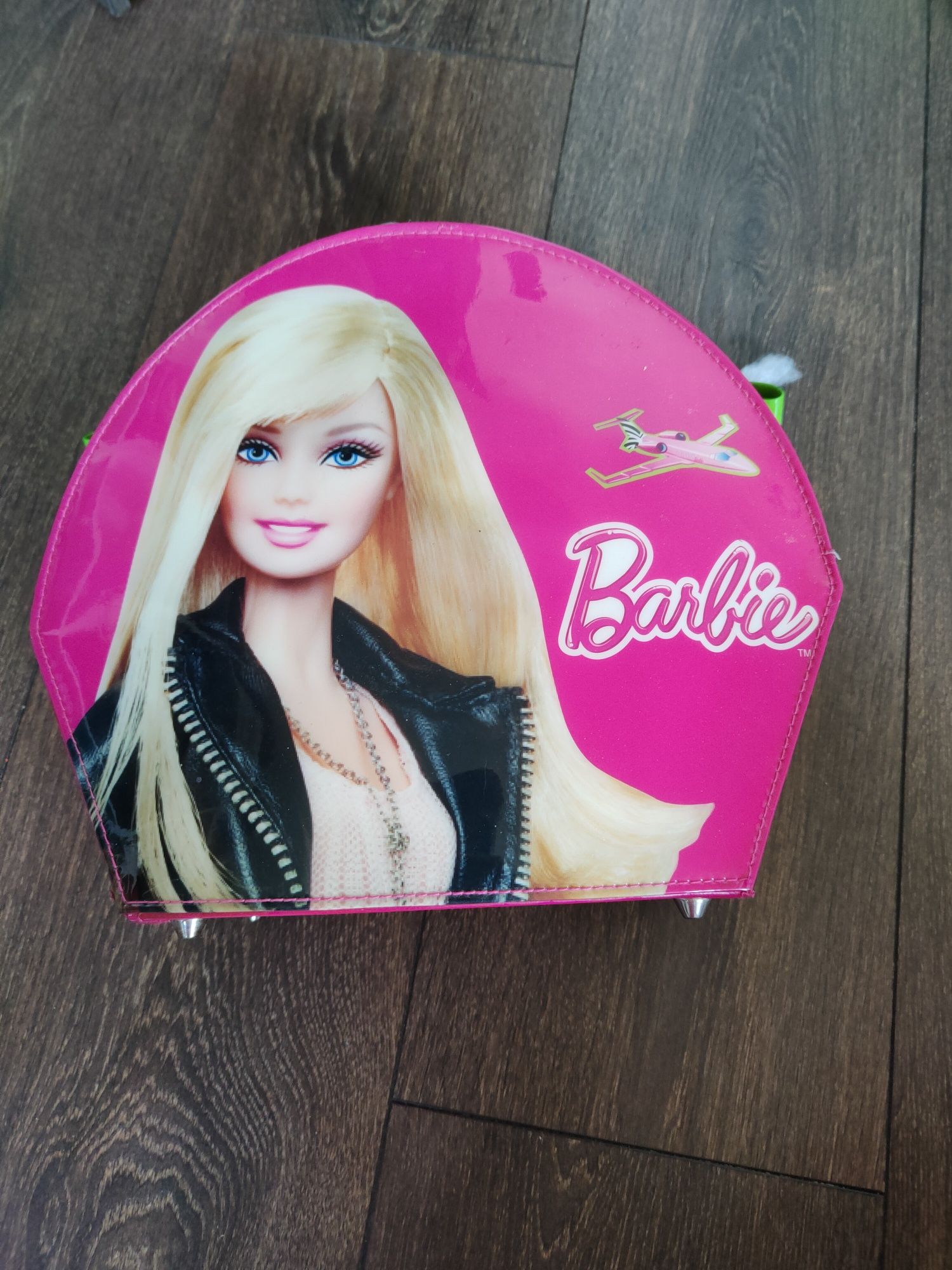 Zestaw Barbie 3 lalki + akcesoria + kuferek