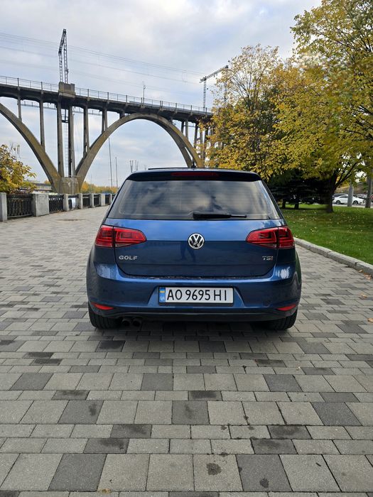 Продам Volkswagen Golf 7