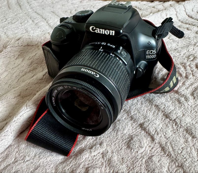 Фотоапарат Canon EOS 1100D(body)