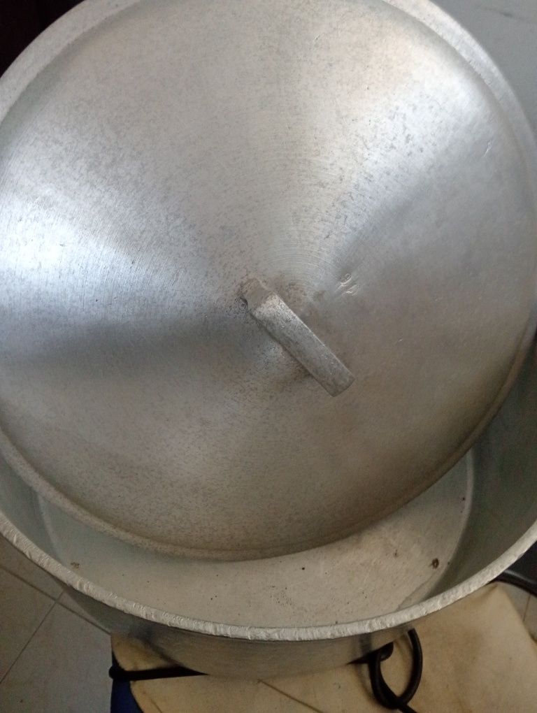 Panela fundida duralumínio
