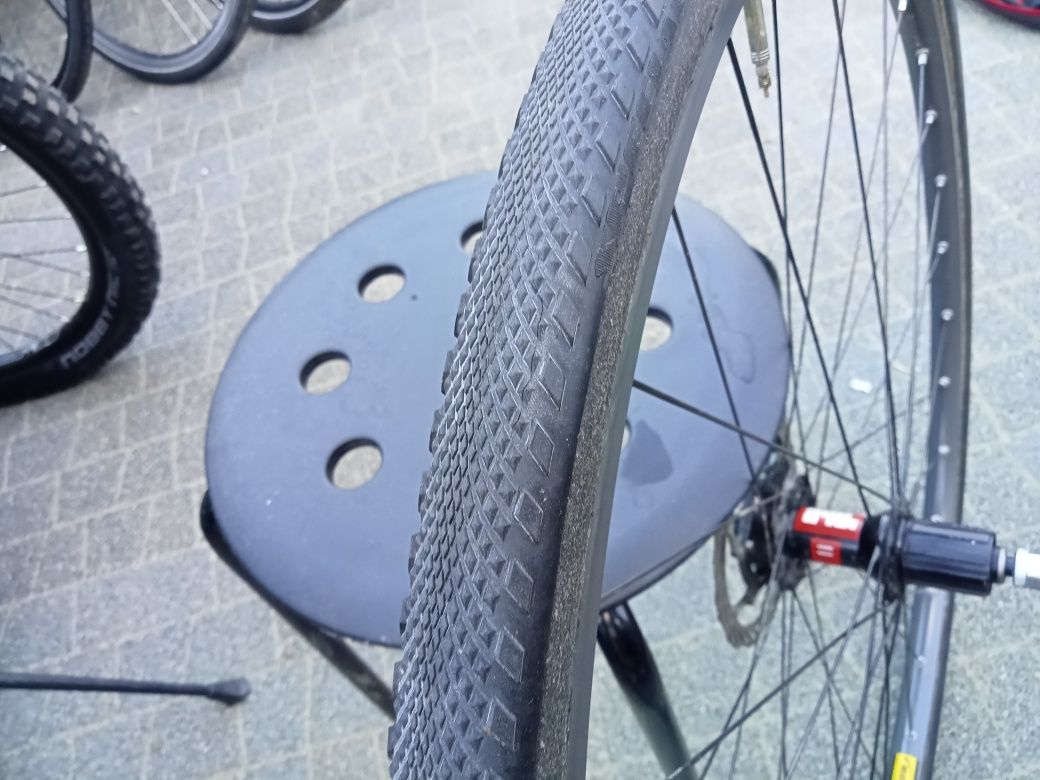 Komplet kół szosowych mavic reflex na piastach dt Swiss 240s pod tarc