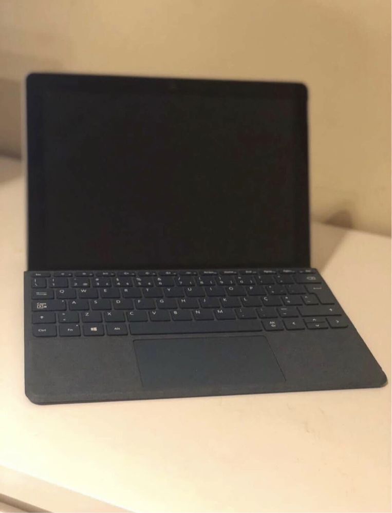 Microsoft surface pro 7