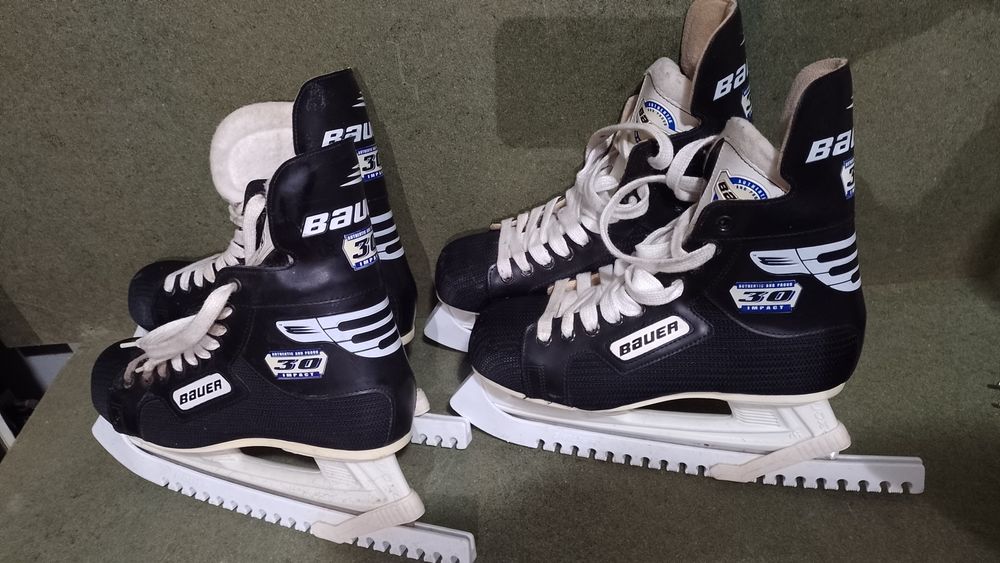 Łyżwy hokejowe Bauer