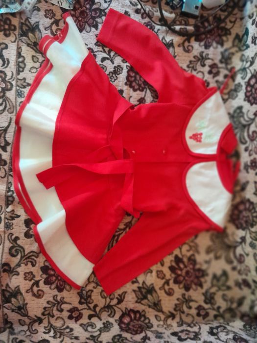 Платья детские красное и синее байковое