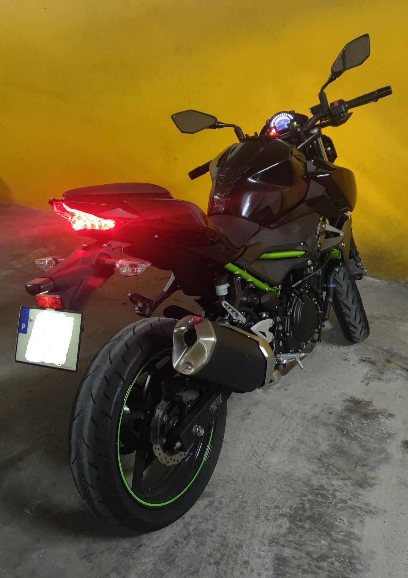 Kawasaki Z400 - preço fixo