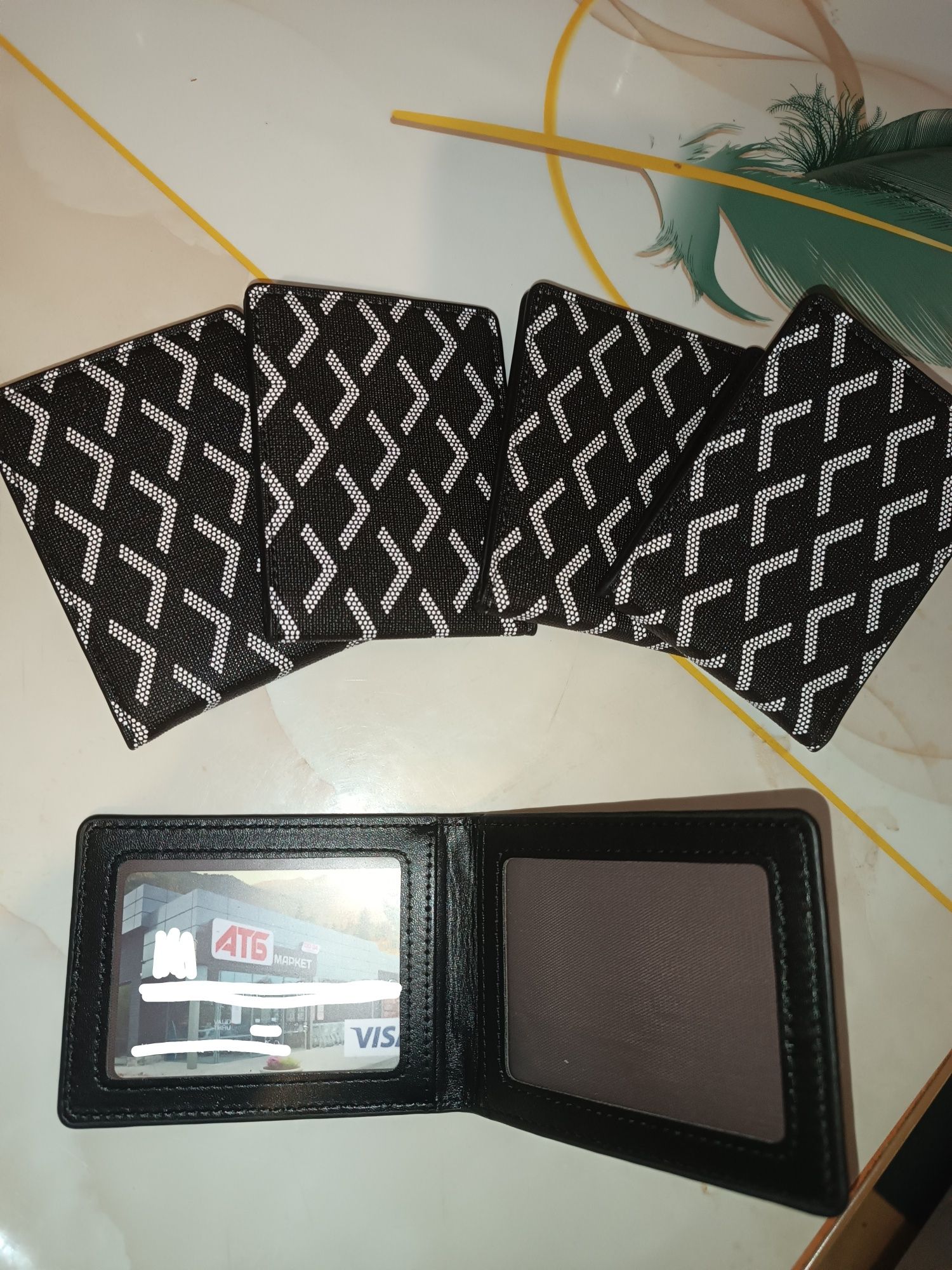 Кошелек goyard 
стан:новий 
колір:чорний
пошив дуже гарний та