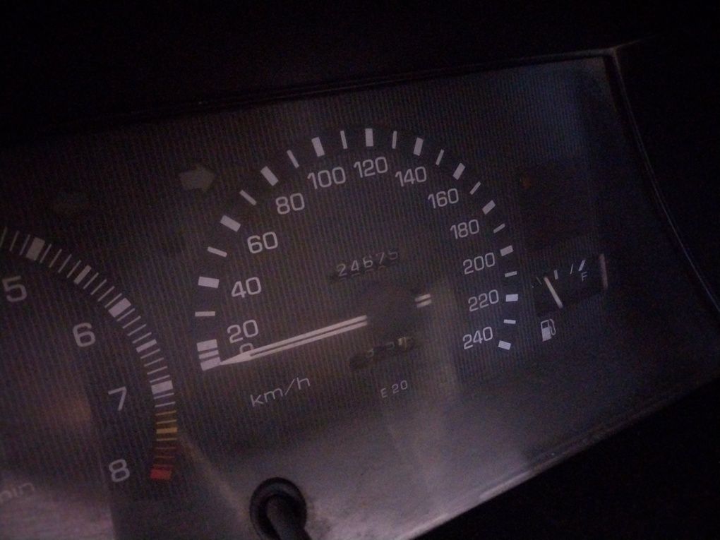 Toyota corolla AE86  twimcam