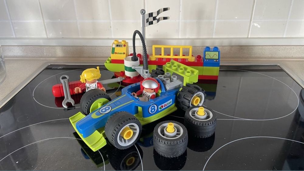 Lego Duplo 6143 Drużyna  wyścigowa formuła