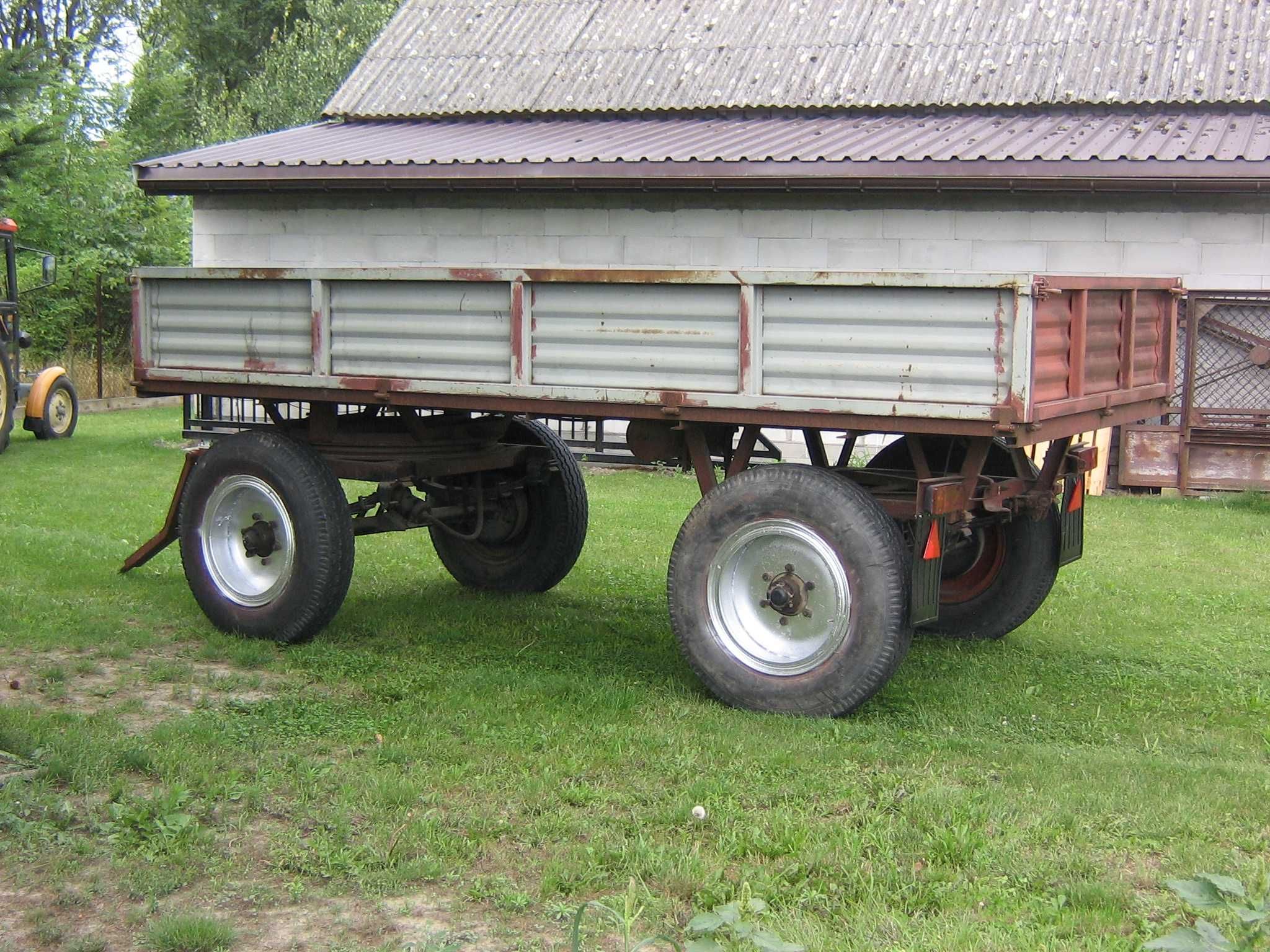 Przyczepa sztywna