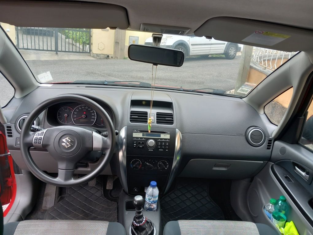 Susuki sx4 2008.