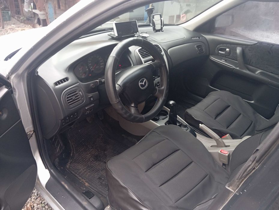 MAZDA 323F 1,8 газ/бензин