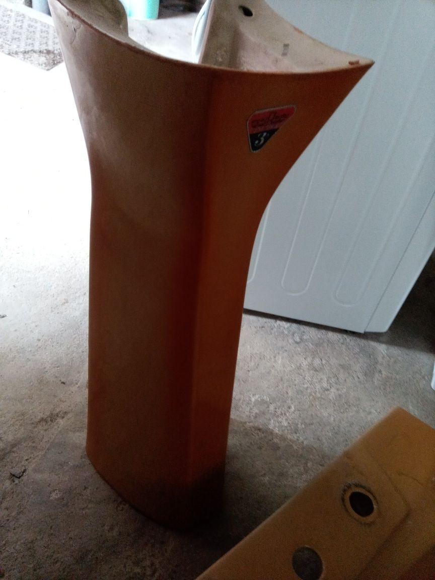 Vendo lava mãos.