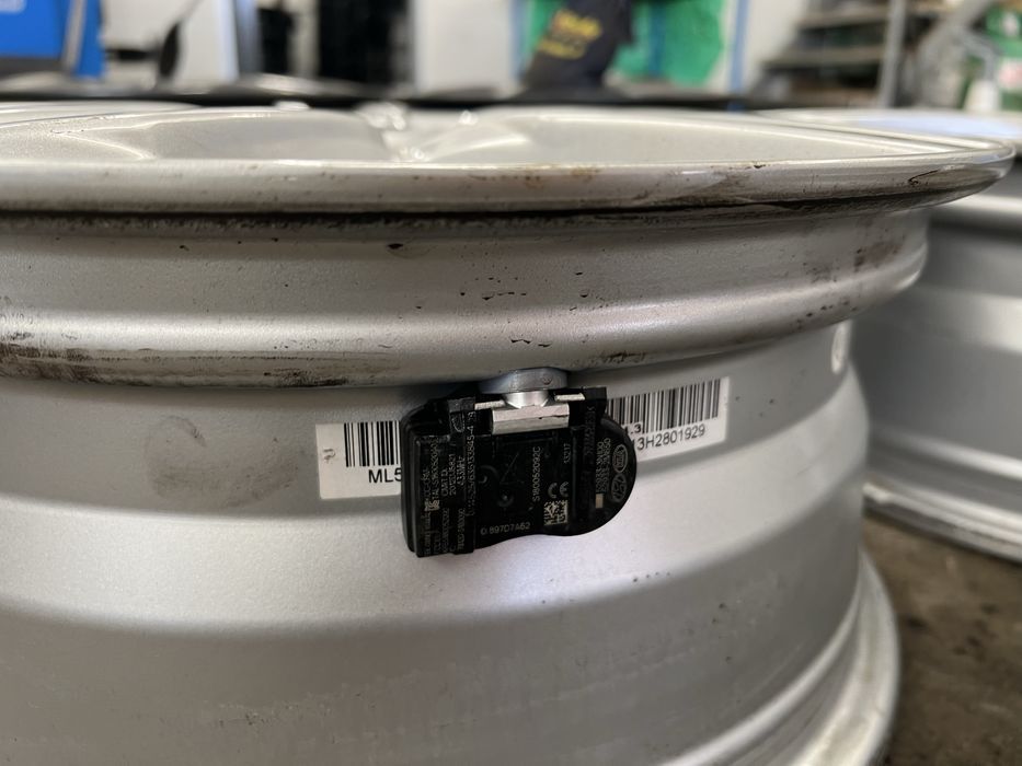 Koła aluminiowe 6.5Jx16H2 ET50 5x114.3 Kia Soul Niro Ceed ProCeed TPMS