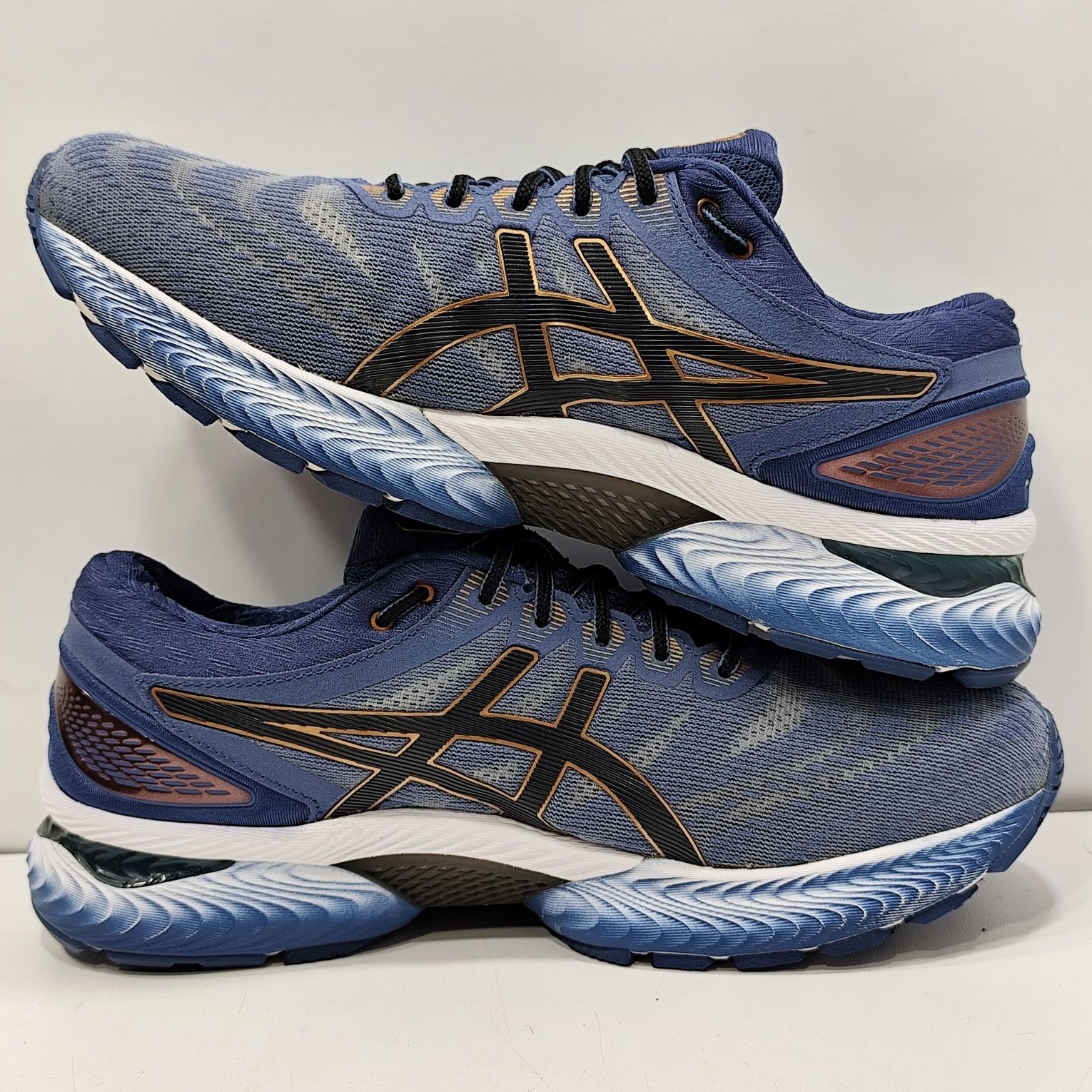 кросівки Asics Gel-Nimbus 22 42р/26.5см