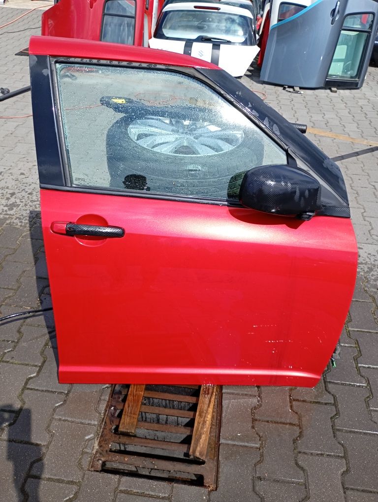 Suzuki Swift mk6 drzwi prawe przednie