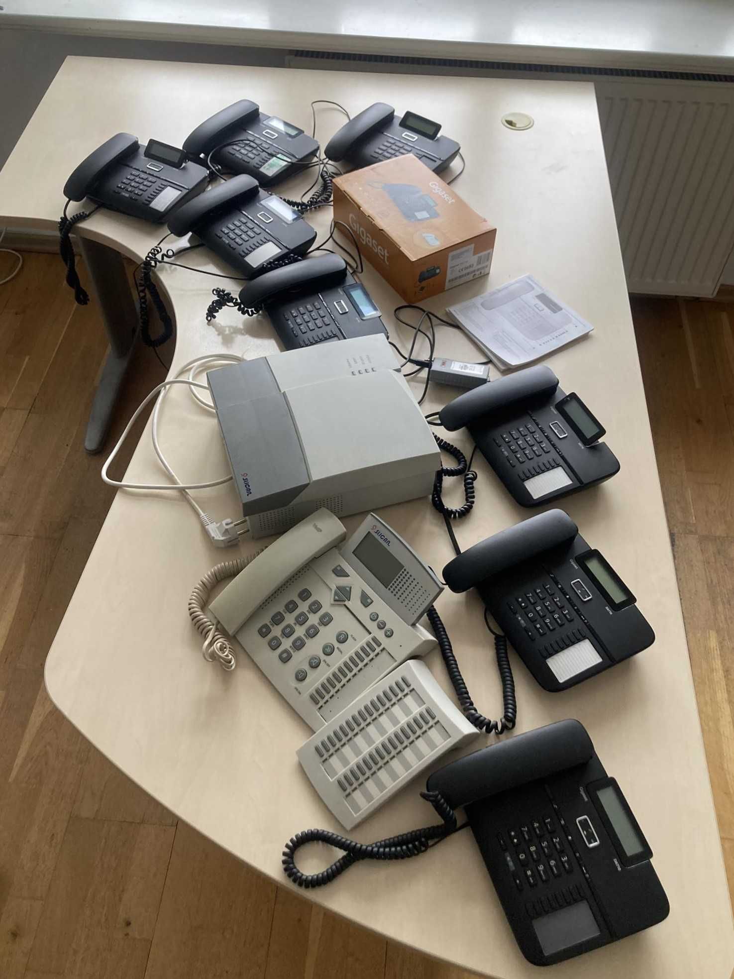 Centrala telefoniczna Slican CXS-0424.WM + wyposażenie