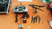 Helicóptero RC com baterias