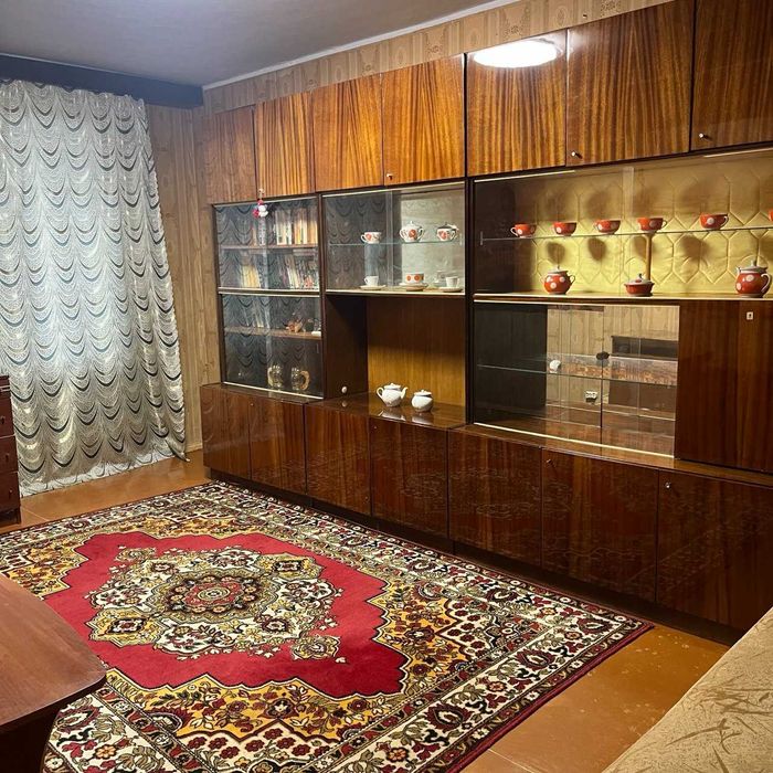 Продам 2 комн.квартиру в 524м/р на Салтовке, возле метро Героев Труда