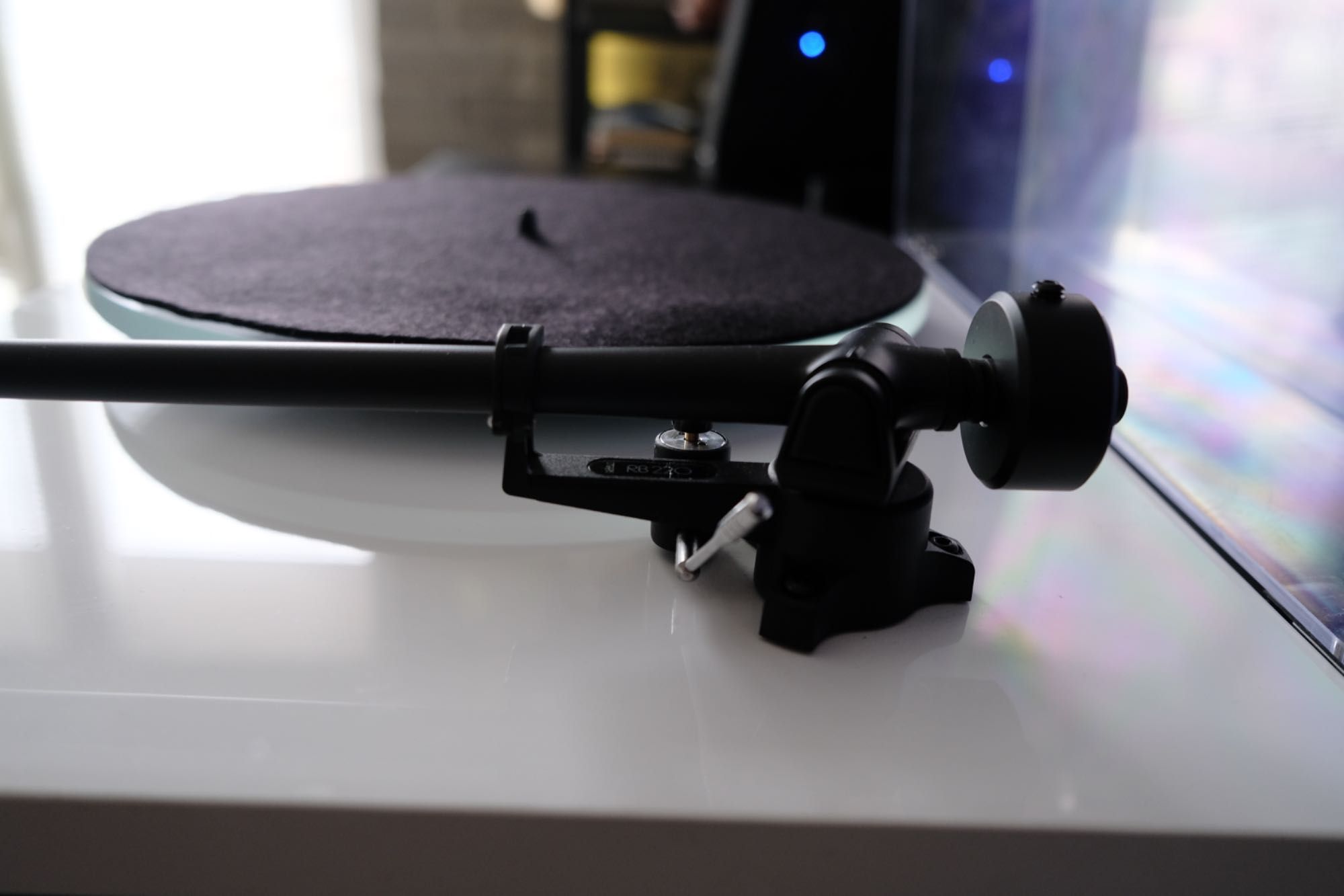 Gramofon Rega Planar 2