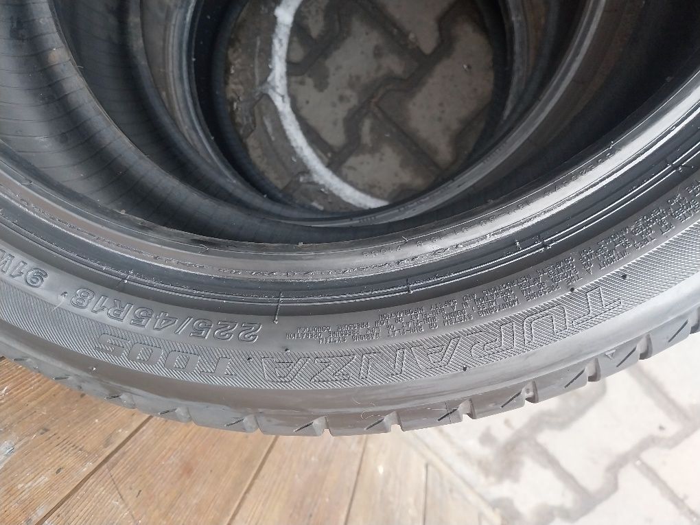 Opony  225/45/18 Rft BRIDGESTONE TURANZA T005