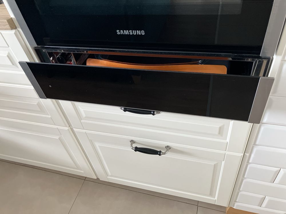 Szuflada grzewcza do zabudowy Samsung NL20J7100WB