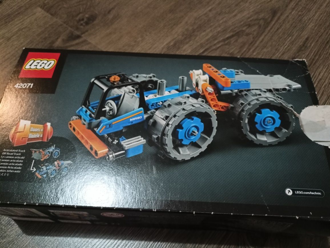 LEGO Technic 42071 spycharka jak nowa