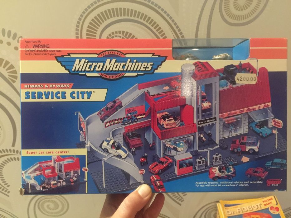 Micro Machines Hiways & Byways Playset - Service City
