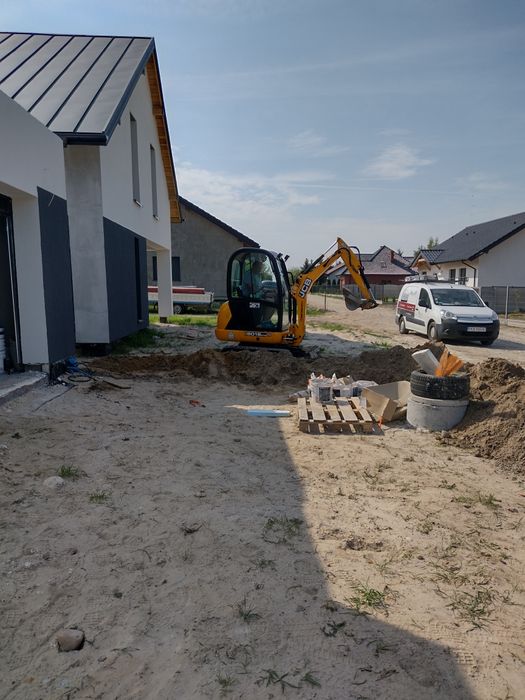 Minikoparka usługi  jcb fundament