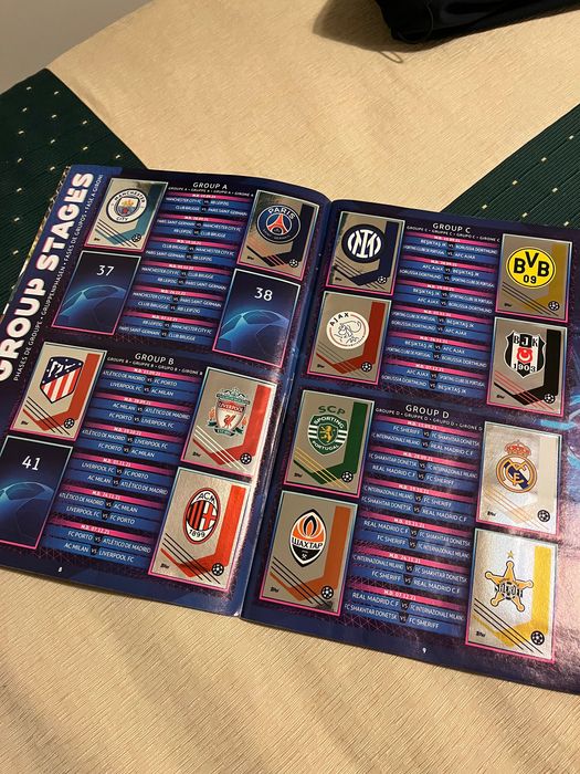 Caderneta Champions Topps