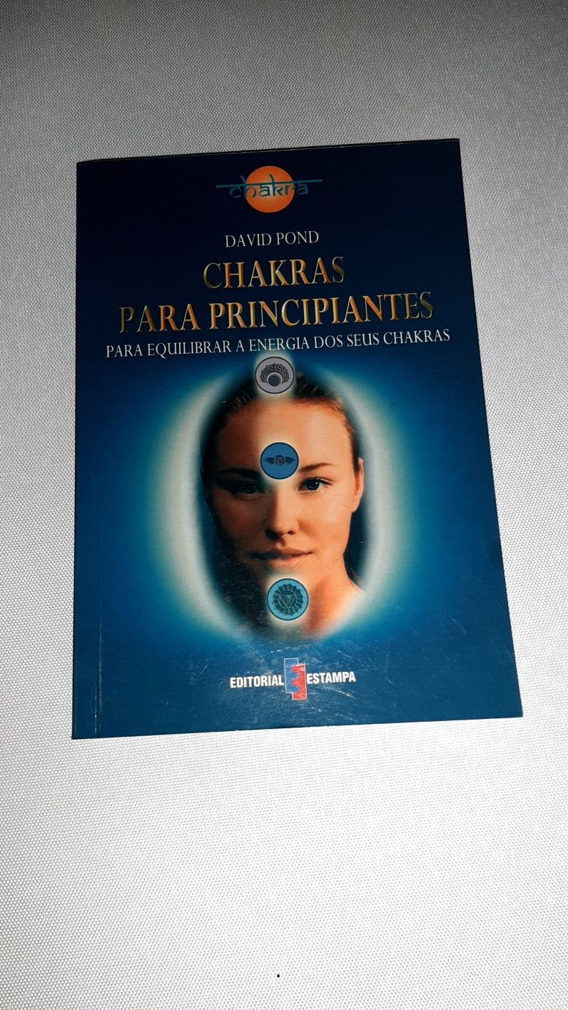 Livro Chakras para Principiantes de David Pond