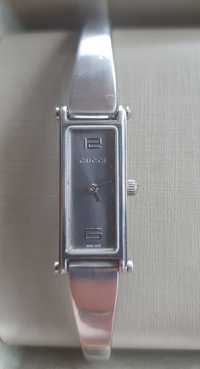 Zegarek Gucci 1500 L srebrny